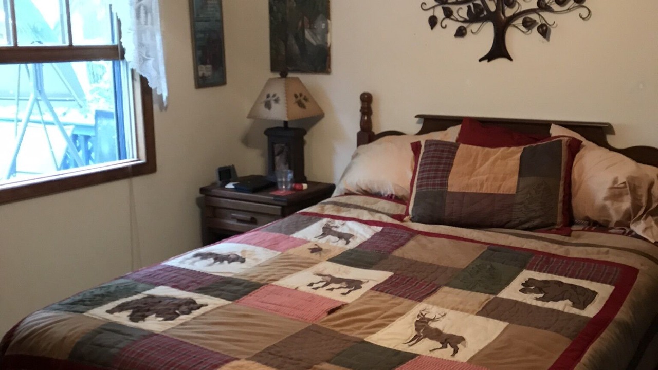 Photo of Bedroom in Newland