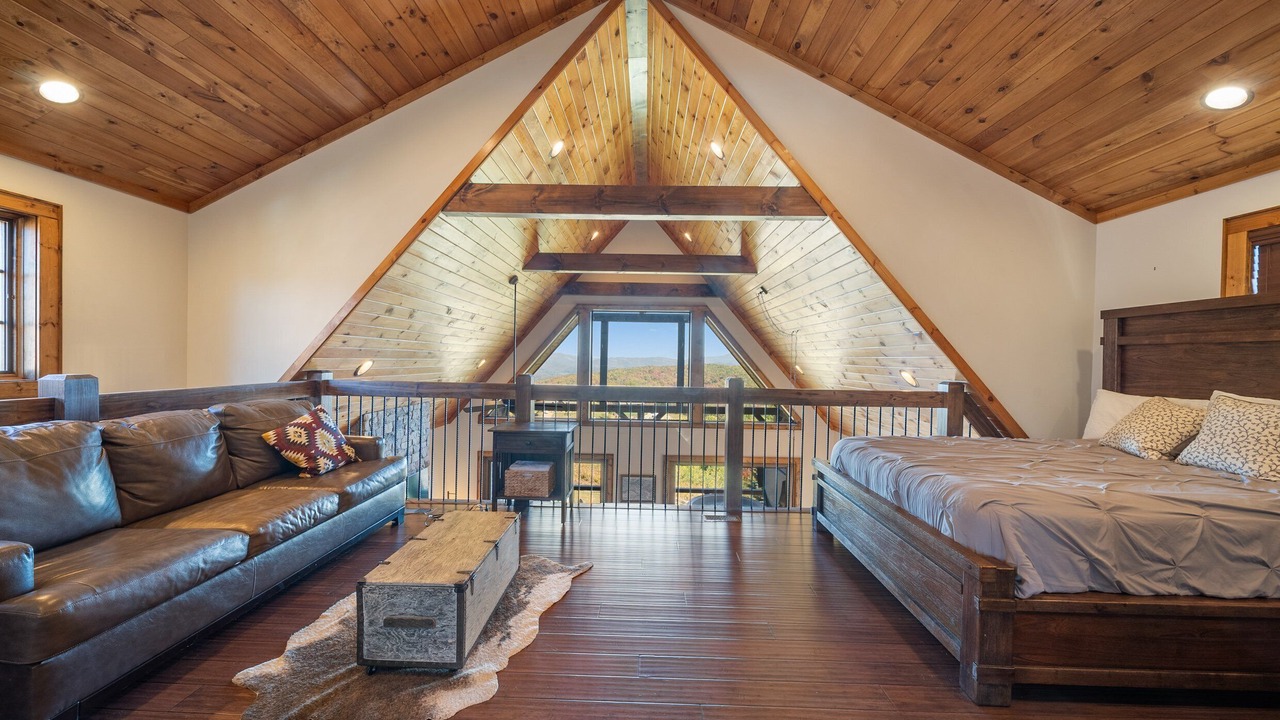 Photo of Bedroom in Elk Park