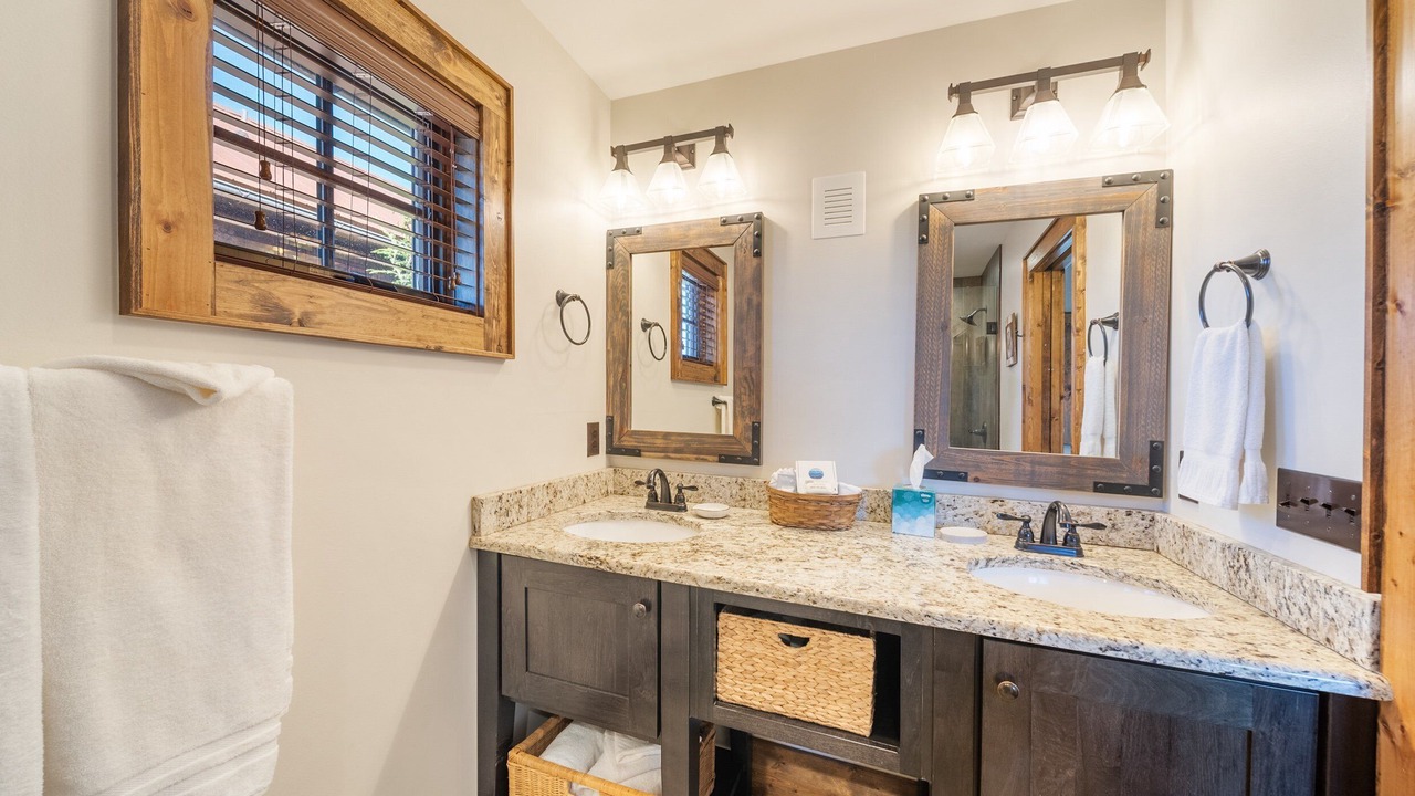 Photo of Bathroom in Elk Park