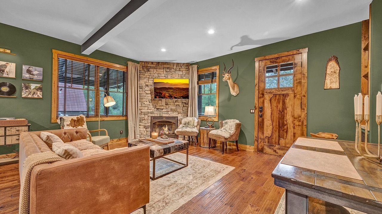 Photo of Livingroom in Banner Elk
