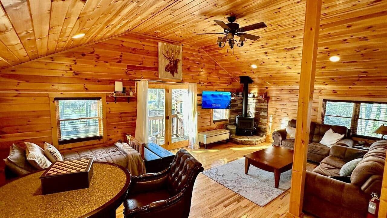Photo of Livingroom in Banner Elk