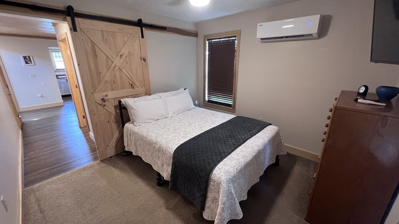 Photo of Bedroom in Farmers