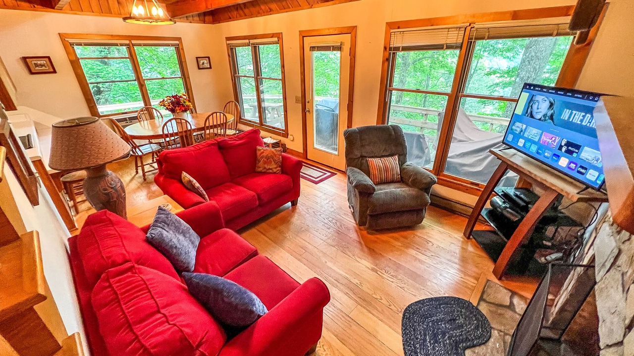Photo of Livingroom in Lansing