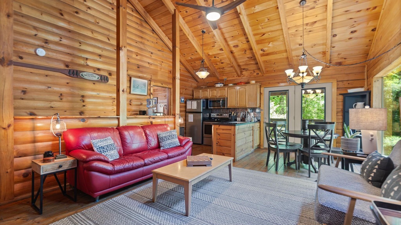 Photo of Livingroom in Rogers