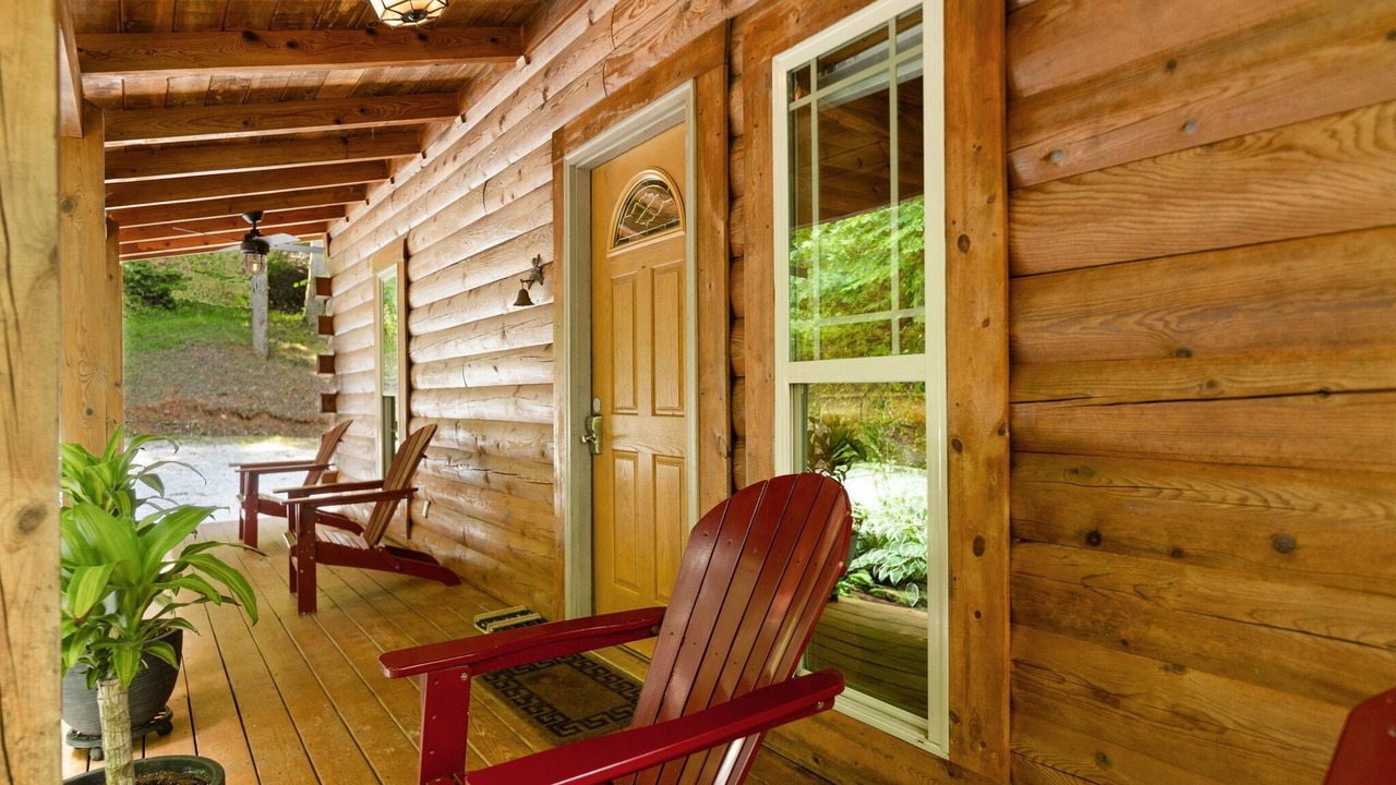 Photo of Patio Balcony in Rogers