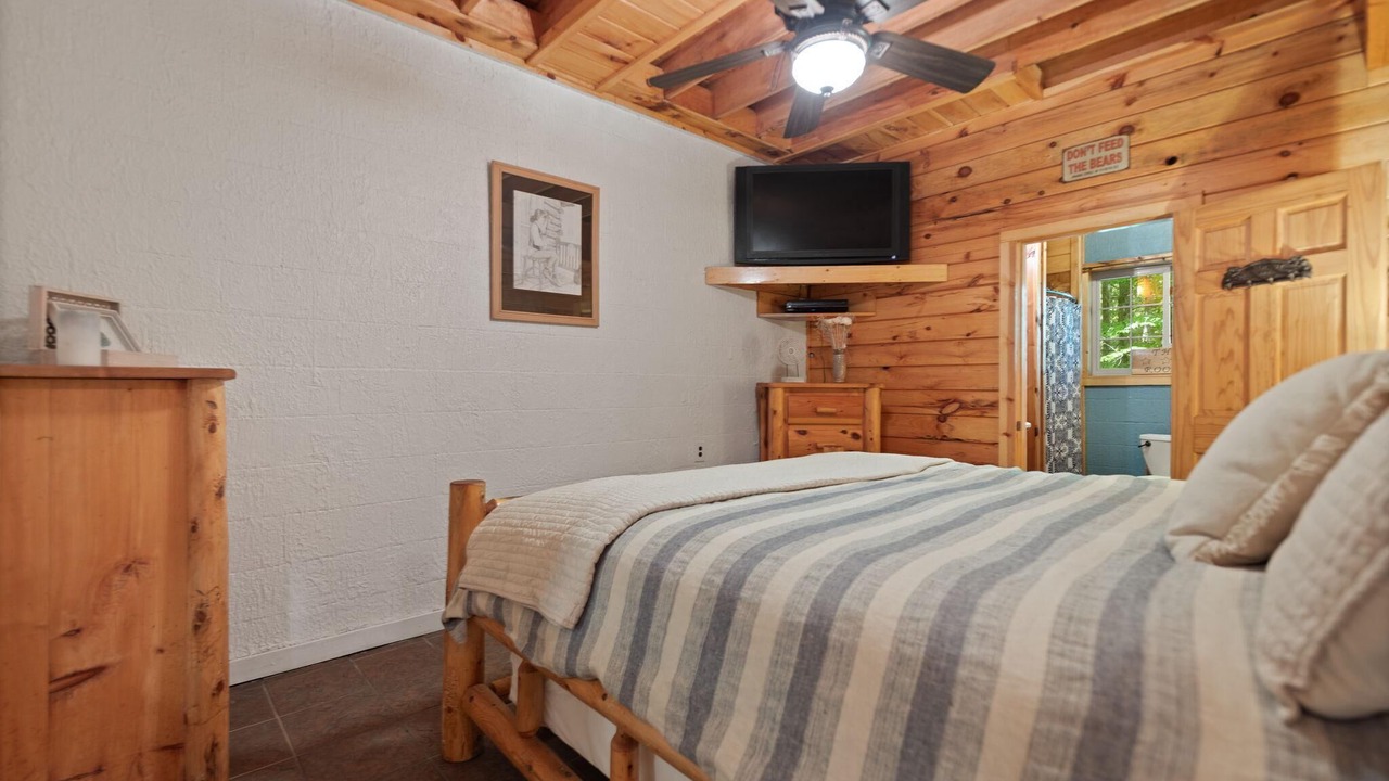 Photo of Bedroom in Rogers