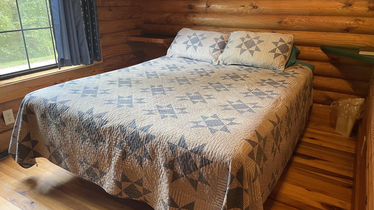 Photo of Bedroom in Slade