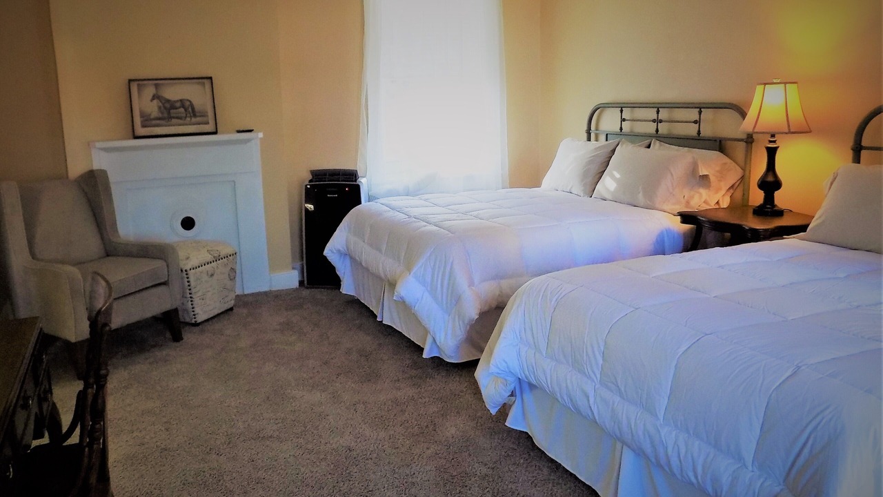 Photo of Bedroom in Maysville