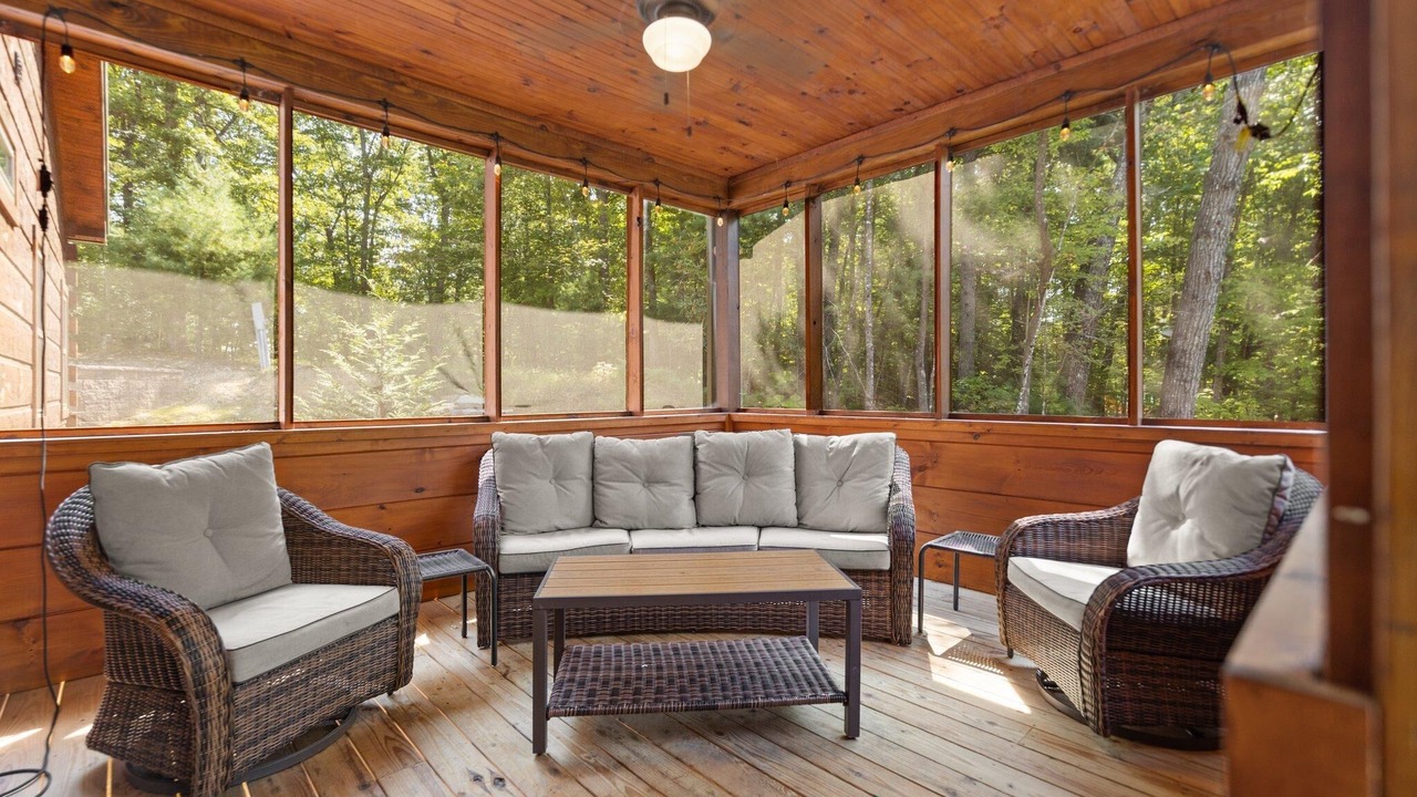 Photo of Outdoor in Zoe