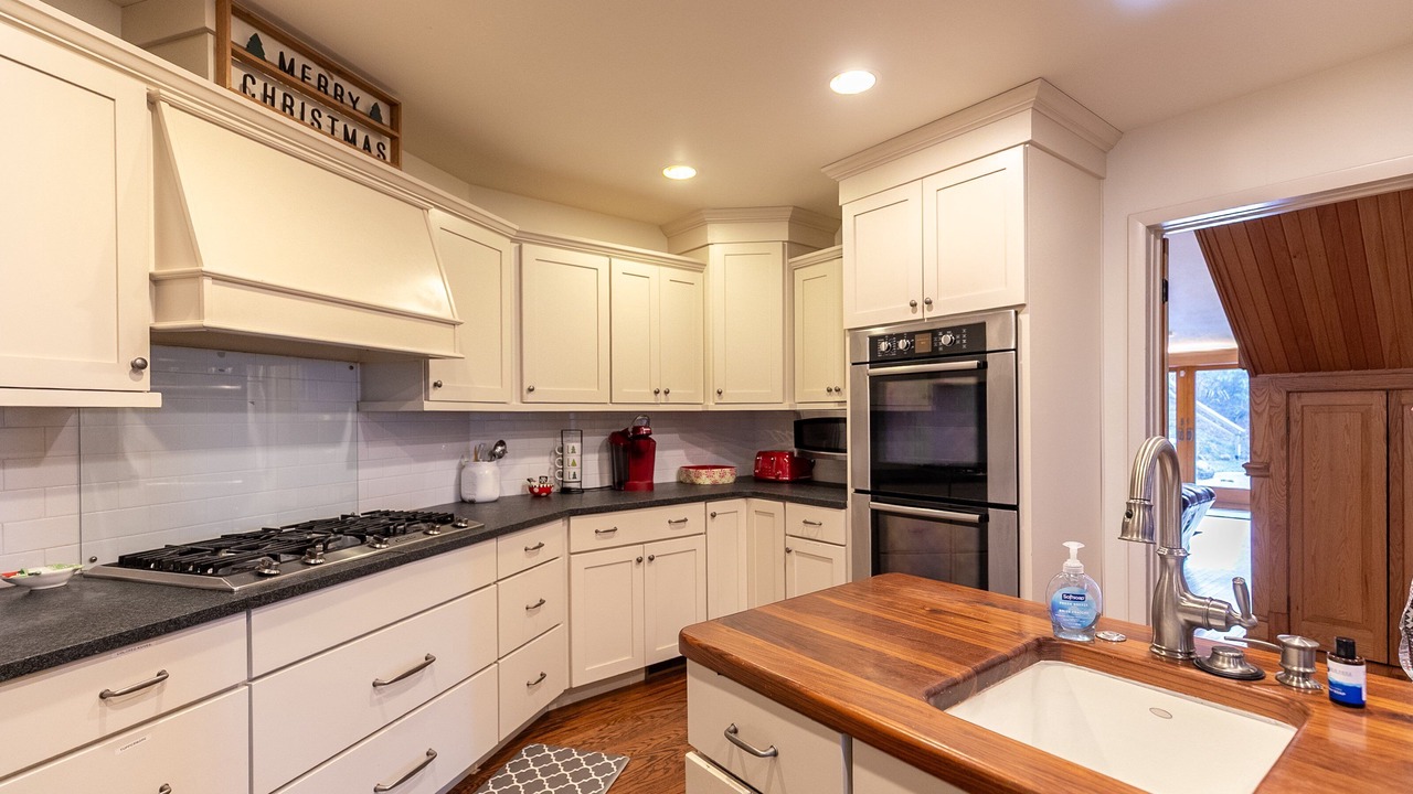 Photo of Kitchen in Blowing Rock