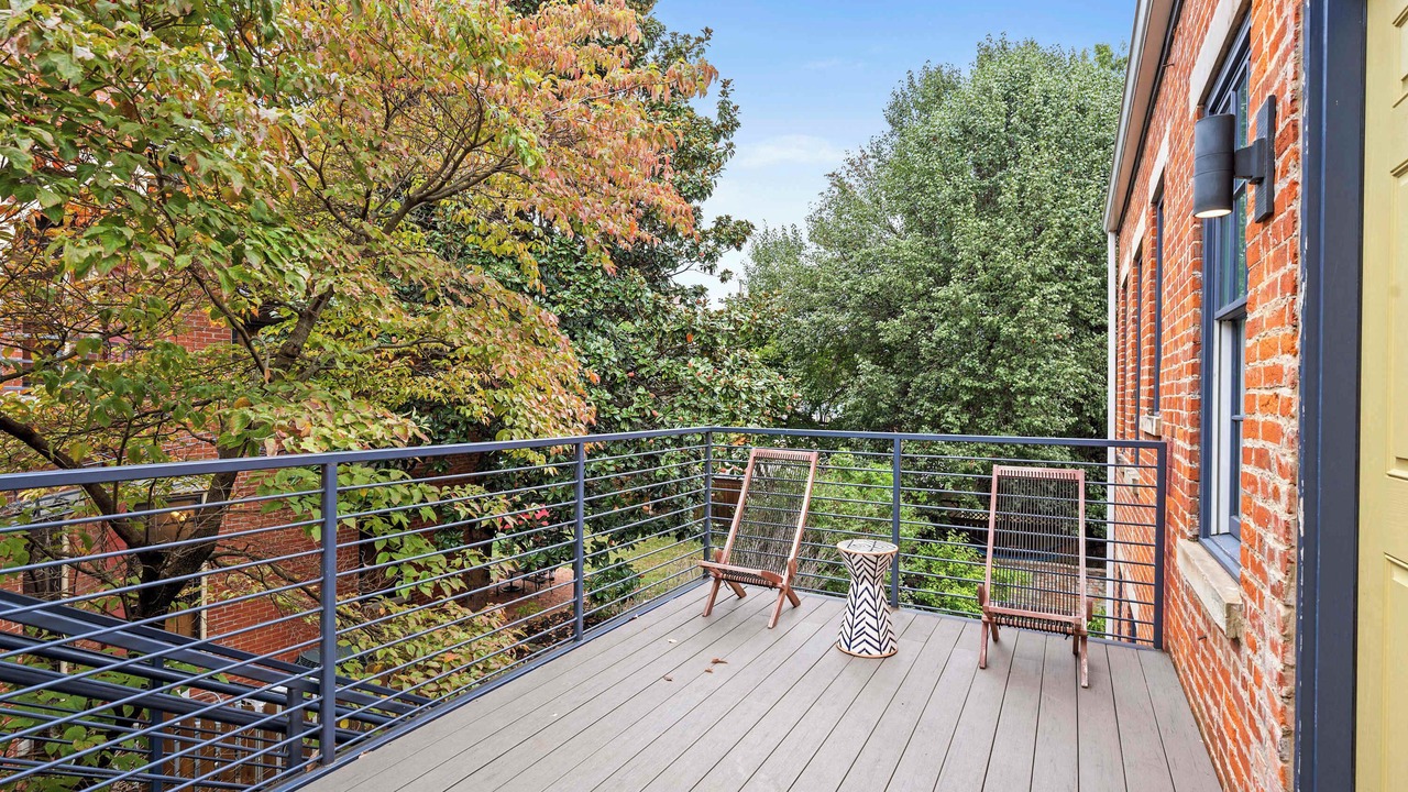 Photo of Patio Balcony in Licking Riverside