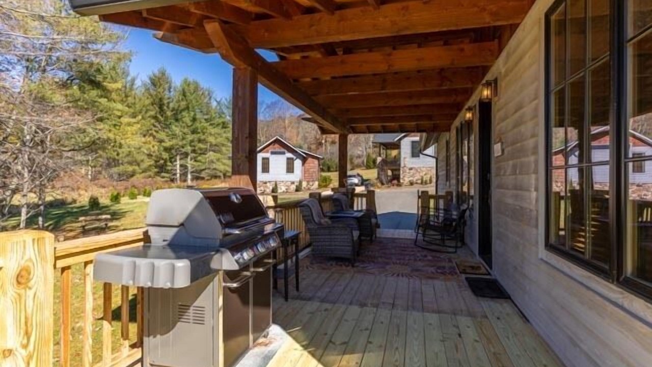 Photo of Patio Balcony in Banner Elk
