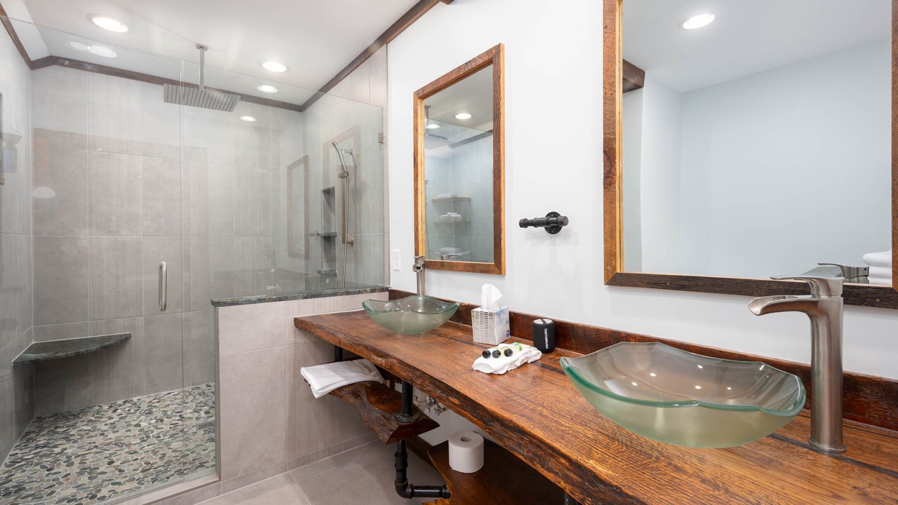 Photo of Bathroom in Hendersonville