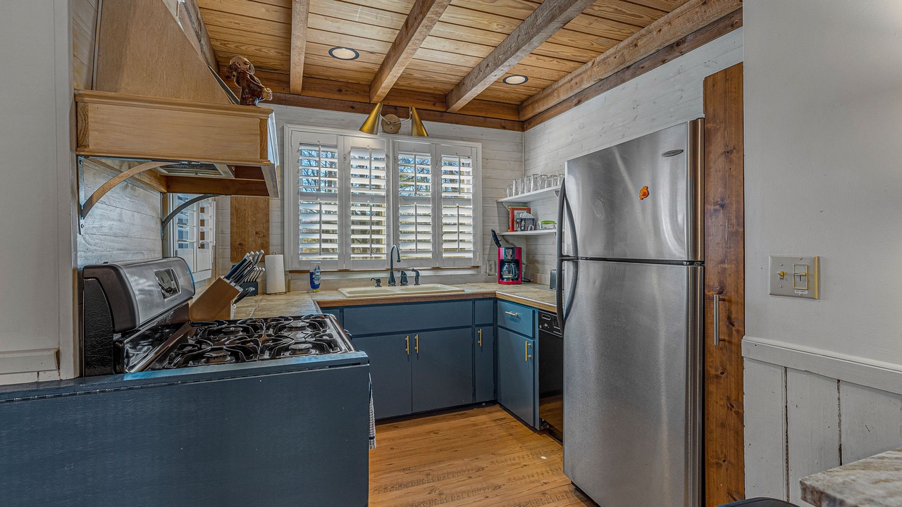 Photo of Kitchen in Mirror Lake