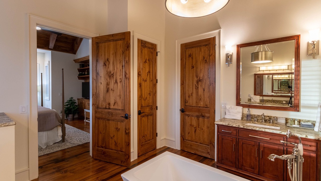 Photo of Bathroom in Blowing Rock