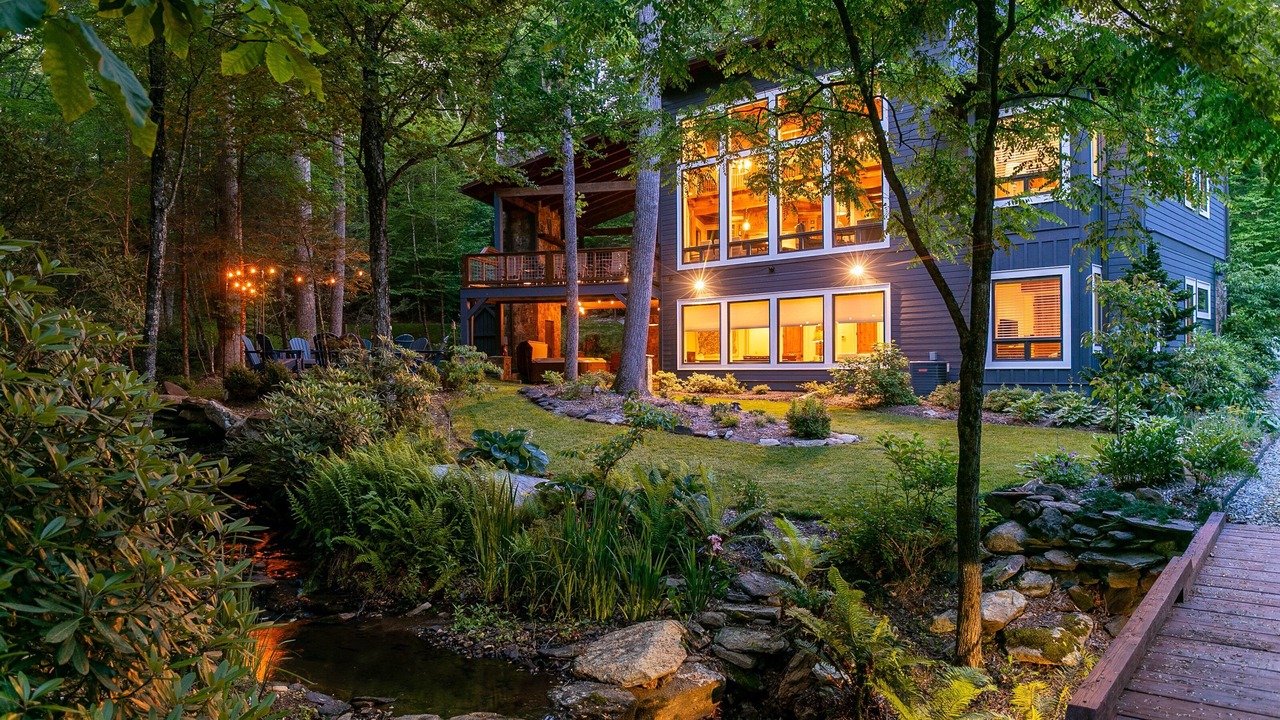 Photo of Outdoor in Blowing Rock