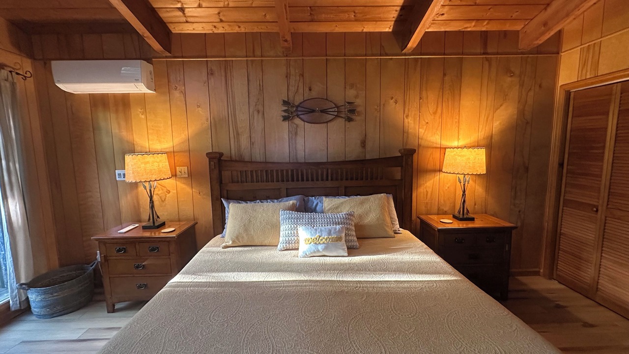 Photo of Bedroom in Burnsville