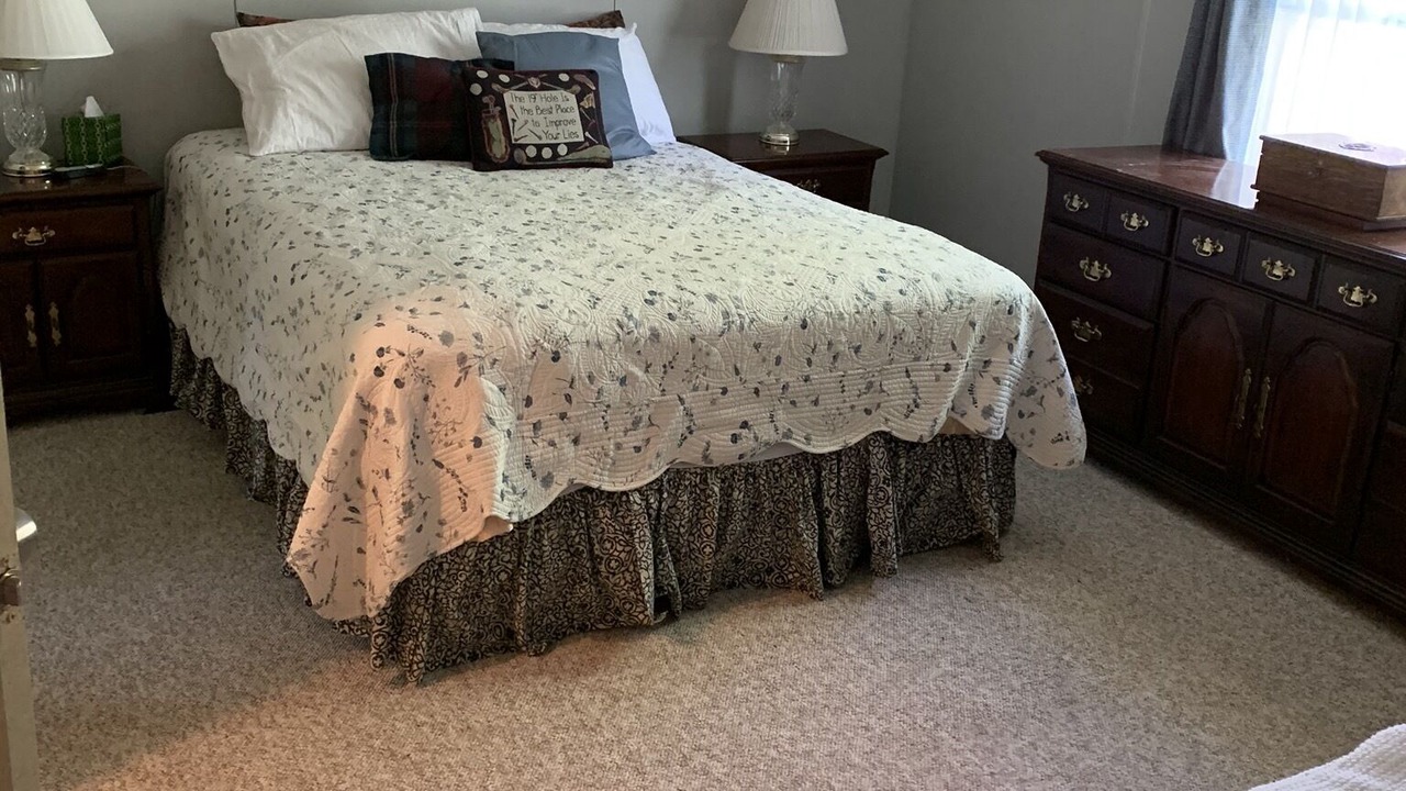 Photo of Bedroom in Swannanoa