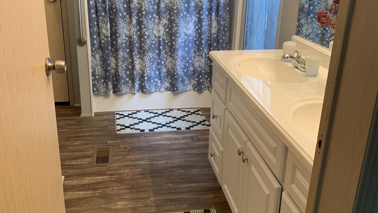 Photo of Bathroom in Swannanoa