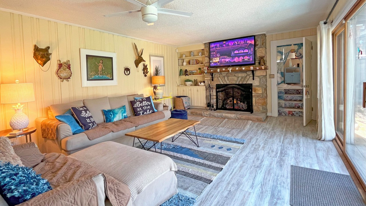 Photo of Livingroom in Lake Lure