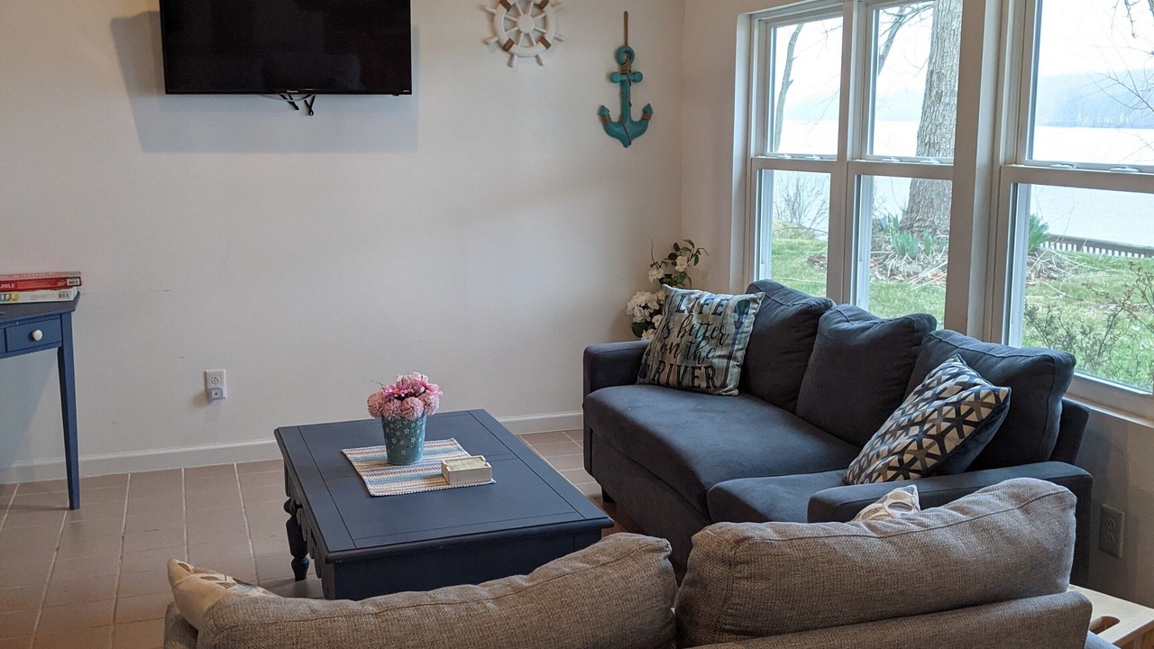Photo of Livingroom in Madison