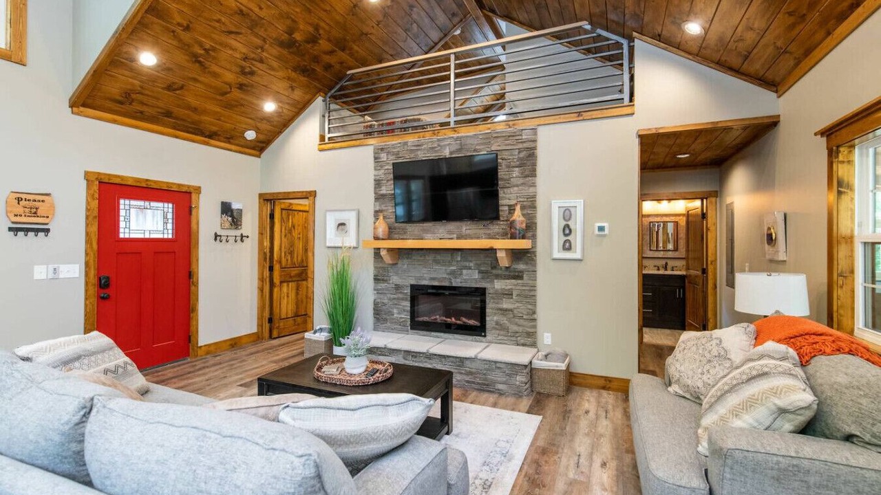 Photo of Livingroom in Rogers