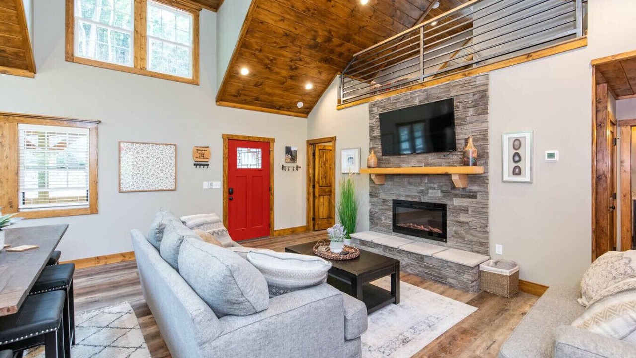 Photo of Livingroom in Rogers