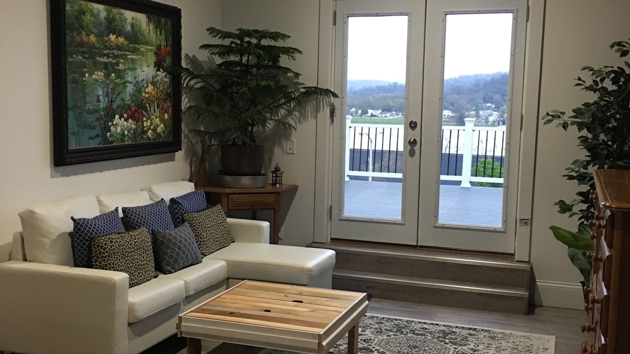 Photo of Livingroom in Maysville