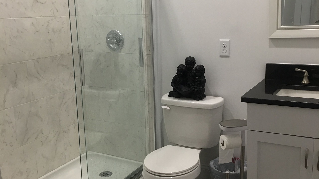 Photo of Bathroom in Maysville