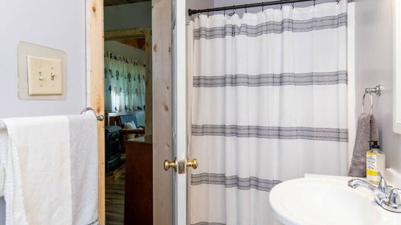 Photo of Bathroom in Slade