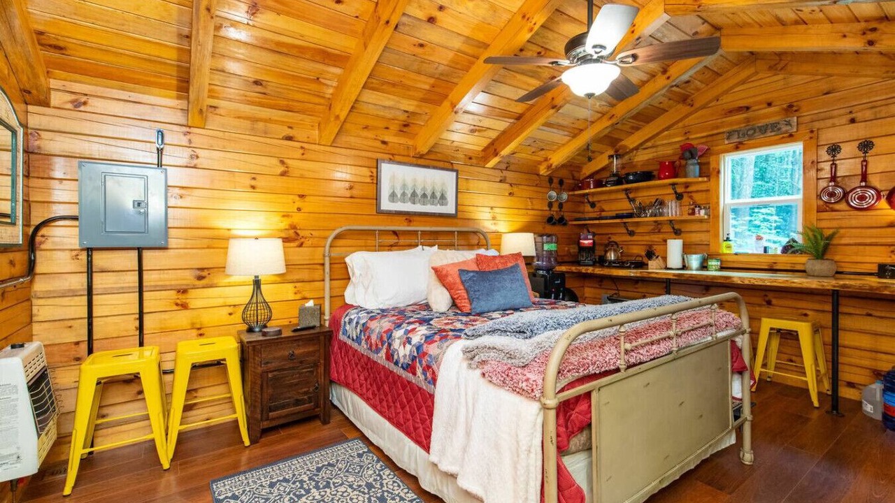Photo of Bedroom in Rogers