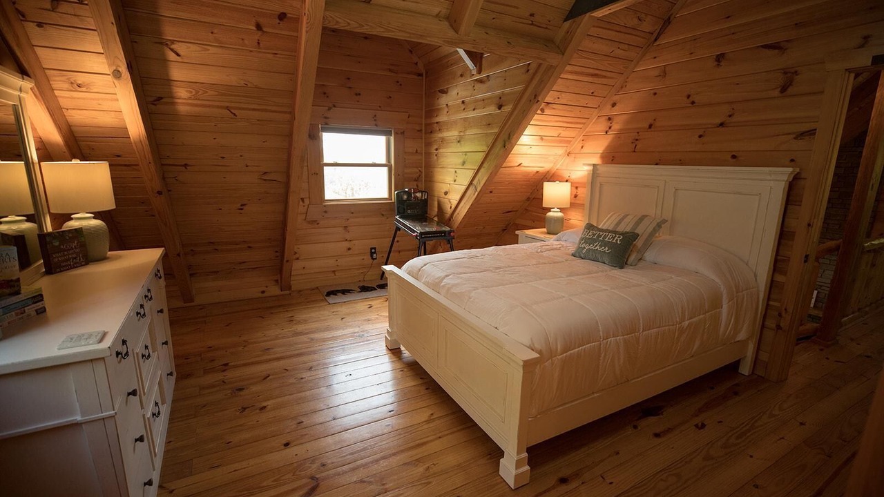 Photo of Bedroom in Means