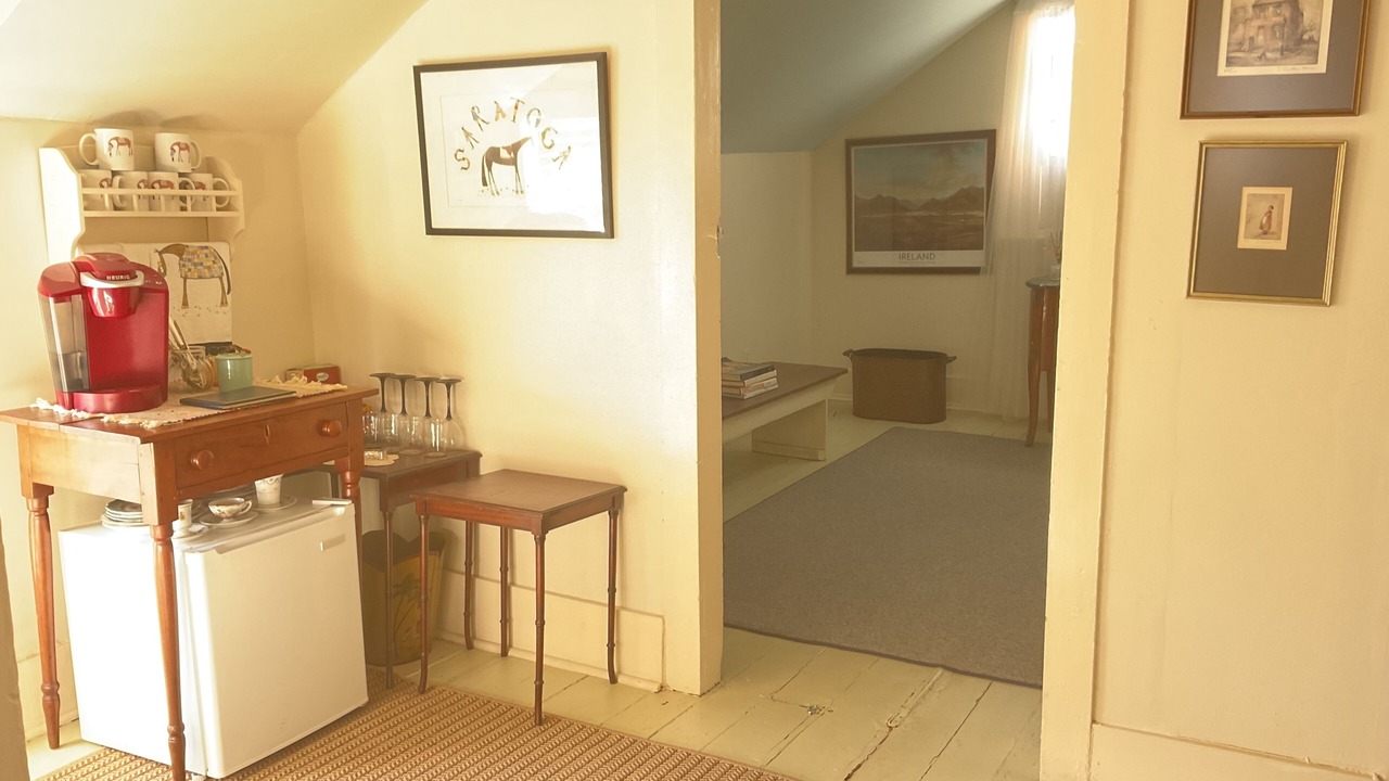 Photo of Bedroom in Midway
