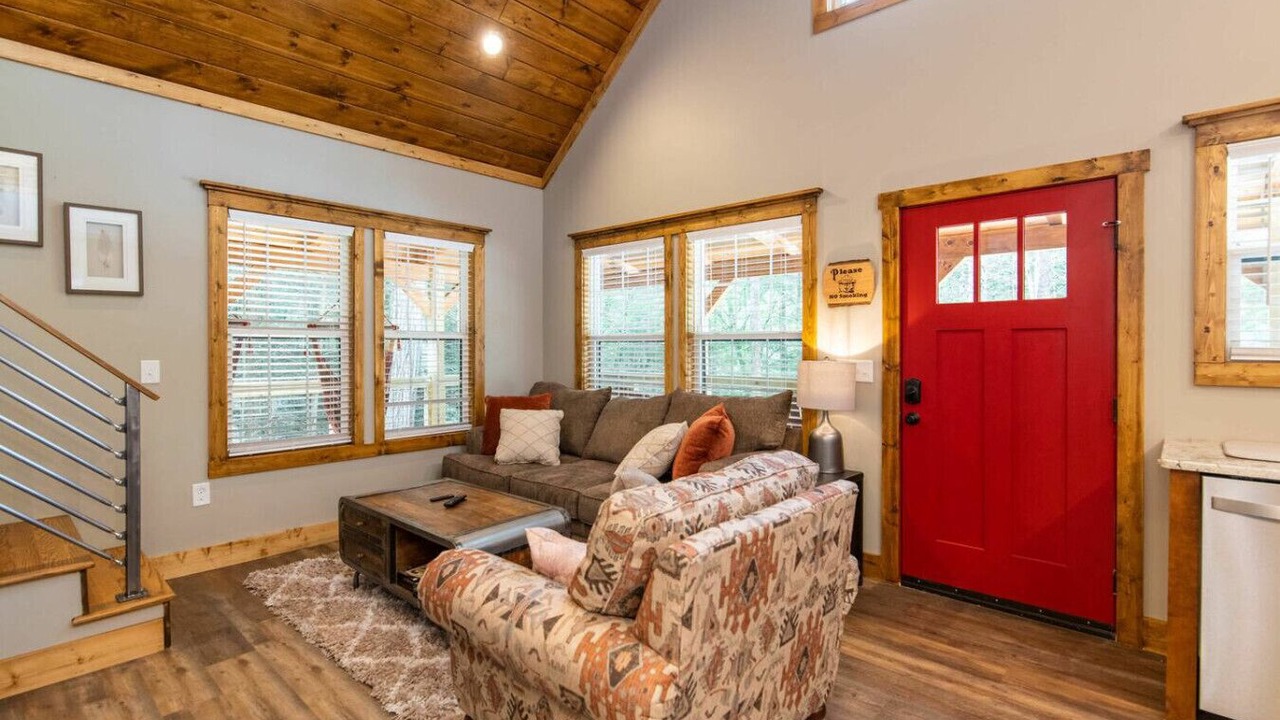 Photo of Livingroom in Rogers