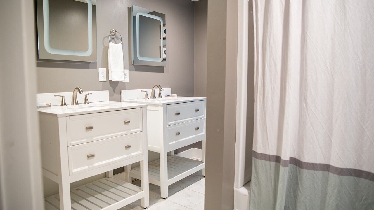 Photo of Bathroom in Blowing Rock