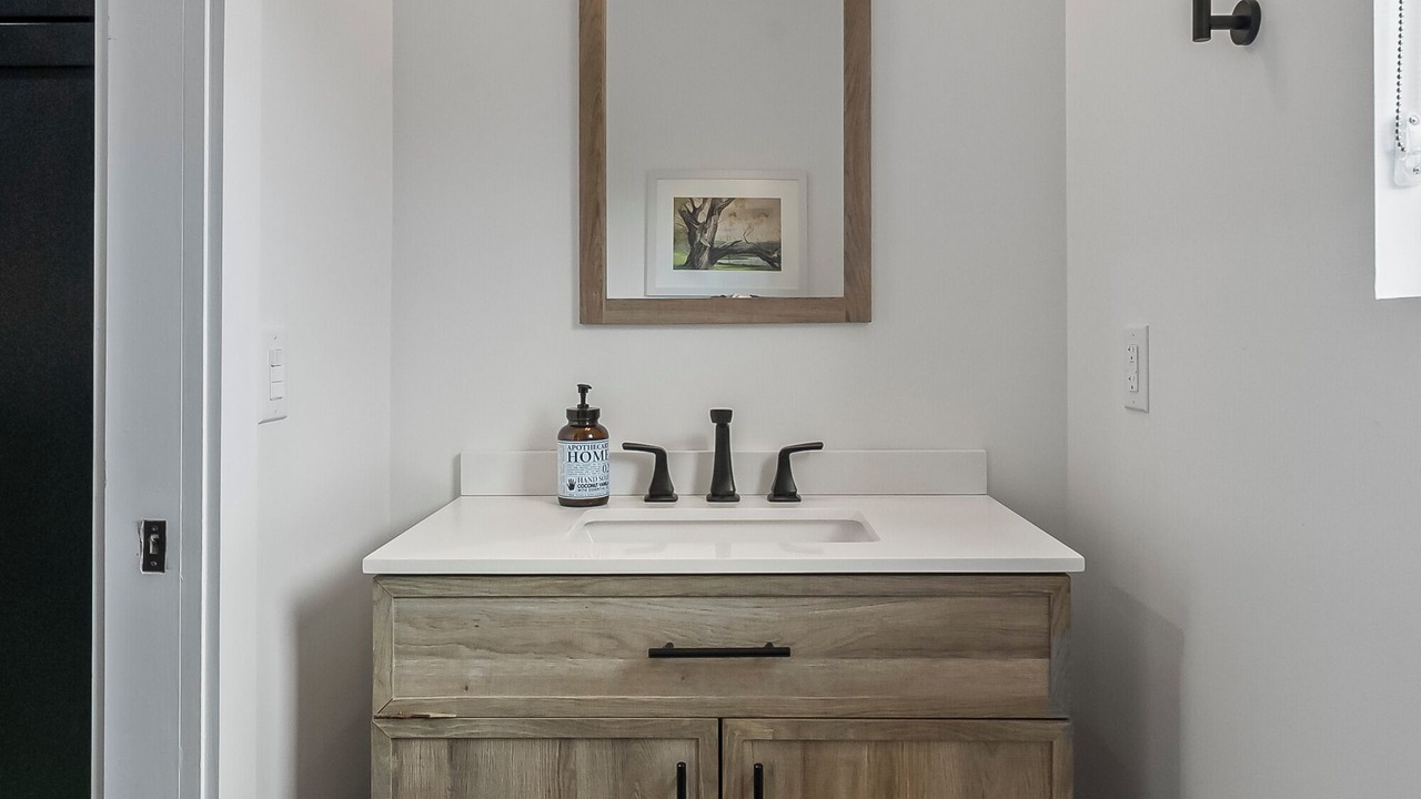 Photo of Bathroom in Nebo