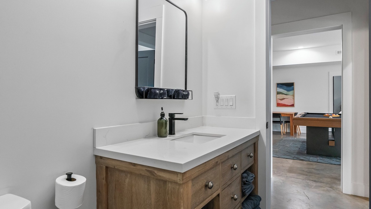 Photo of Bathroom in Nebo