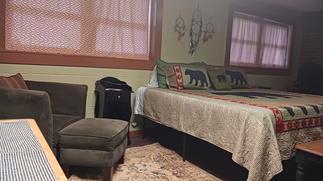 Photo of Bedroom in Newland
