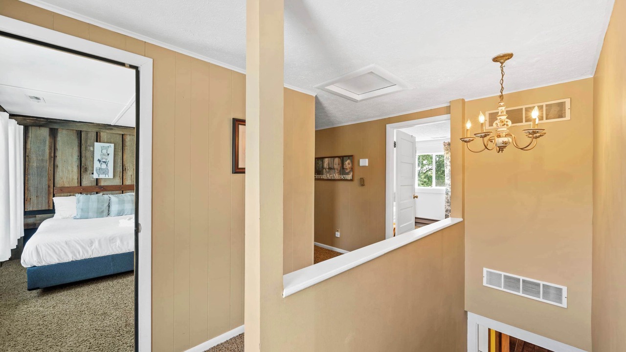 Photo of Bedroom in Jonesville