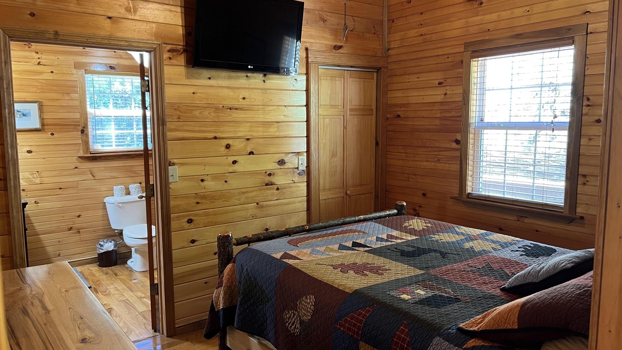 Photo of Bedroom in Campton