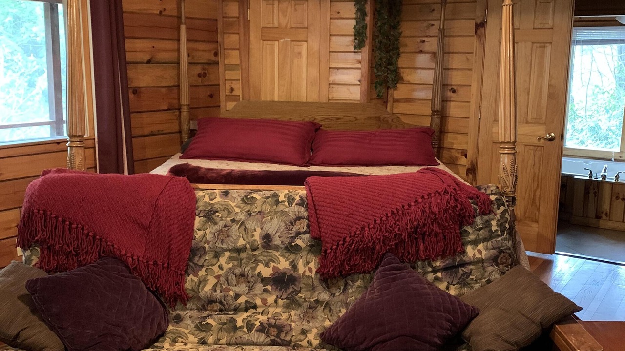 Photo of Bedroom in Rogers