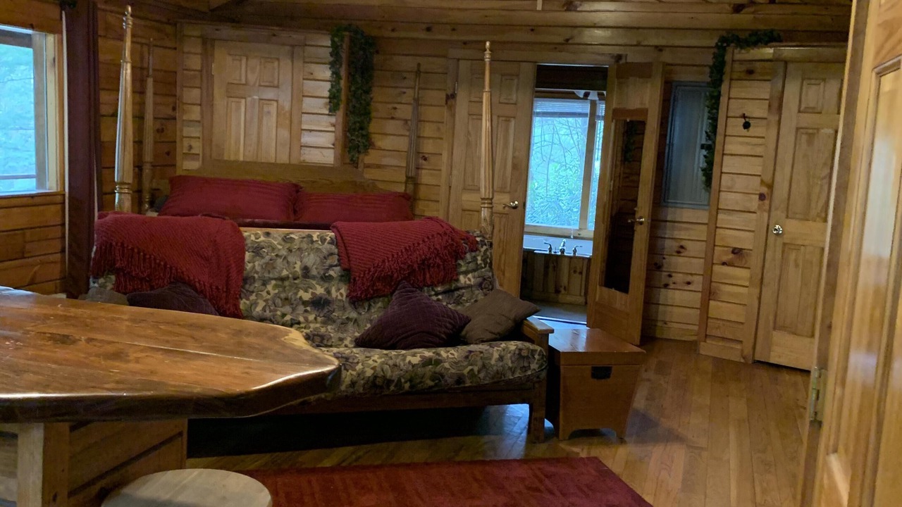 Photo of Livingroom in Rogers