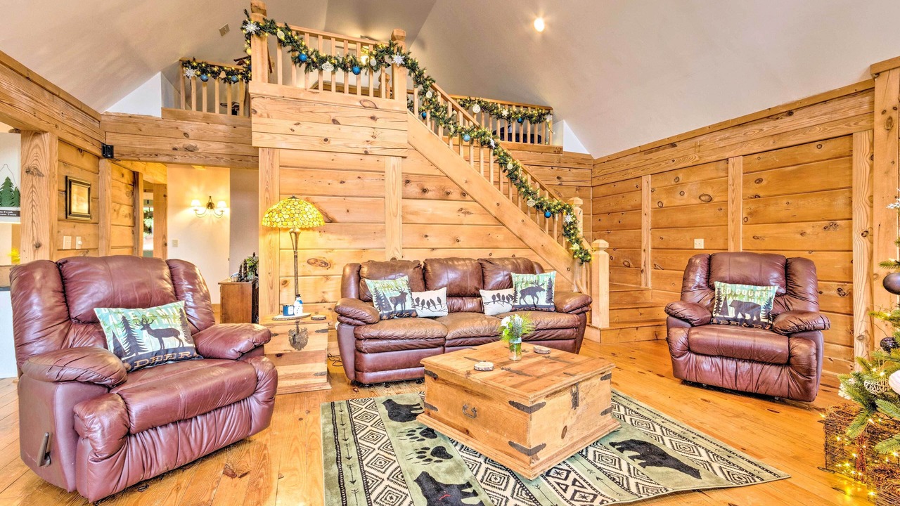 Photo of Livingroom in Creston