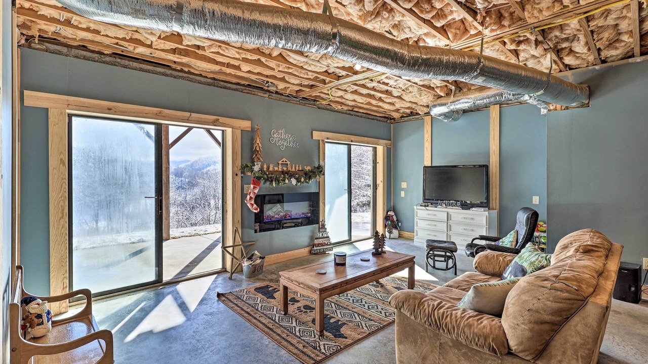 Photo of Livingroom in Creston