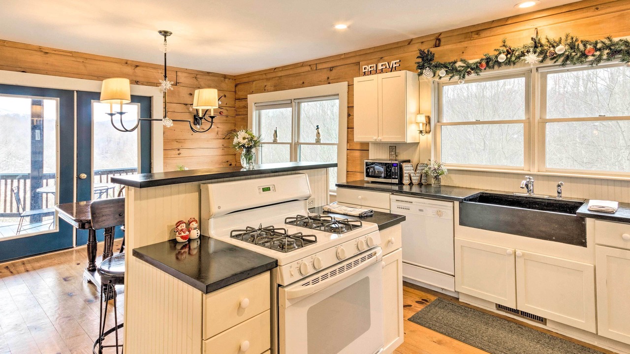Photo of Kitchen in Creston