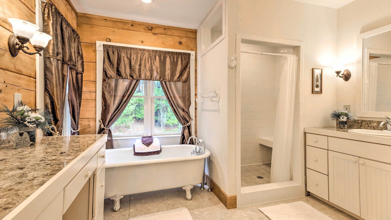 Photo of Bathroom in Creston