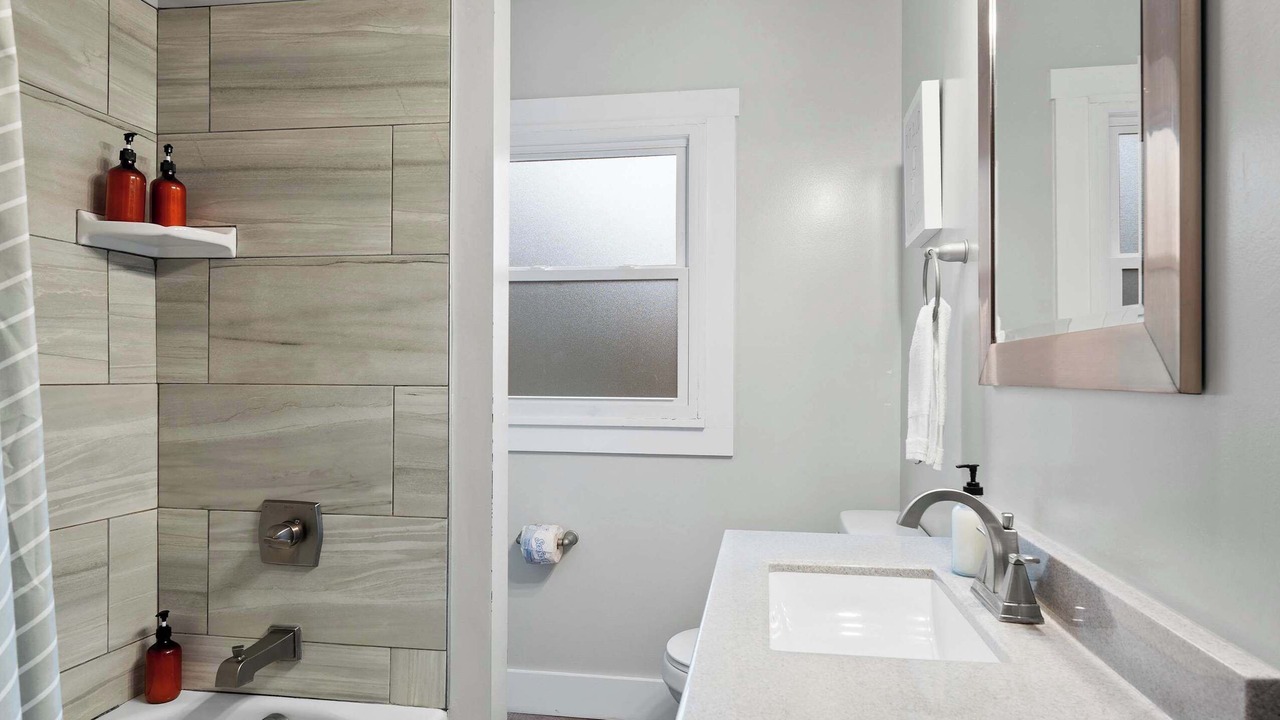 Photo of Bathroom in Dry Ridge