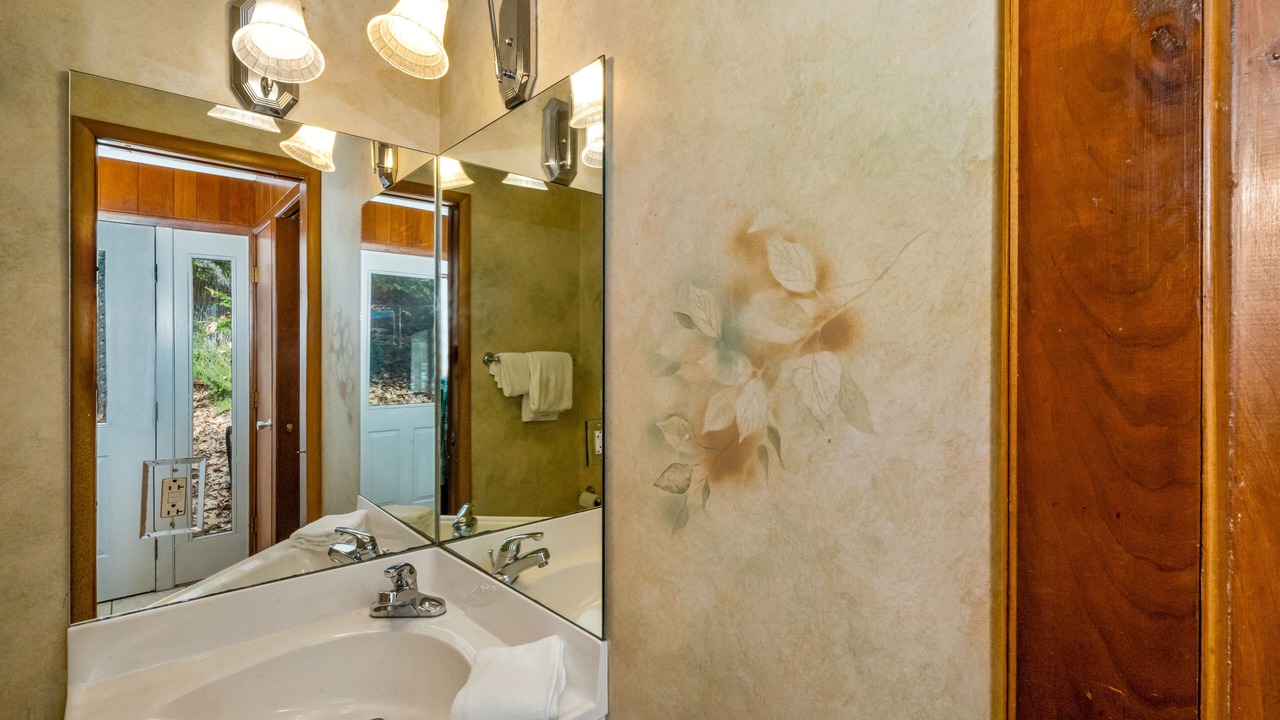 Photo of Bathroom in Swanton