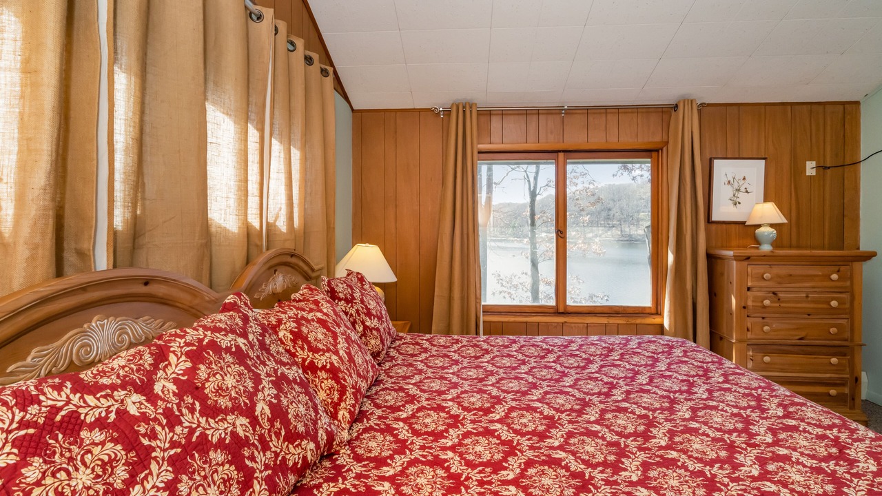 Photo of Bedroom in Swanton