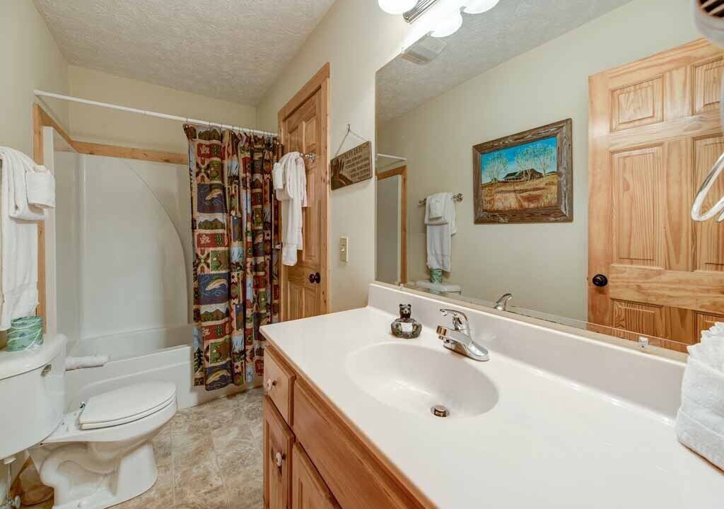 Photo of Bathroom in Black Bear Falls